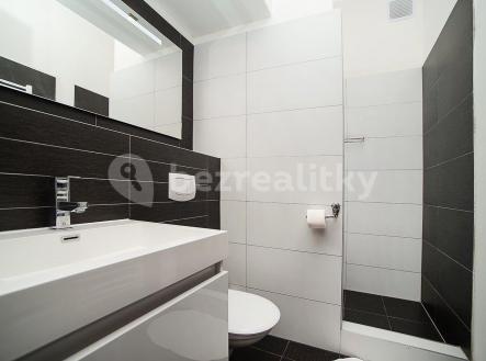 Pronájem bytu, 3+kk, 70 m²