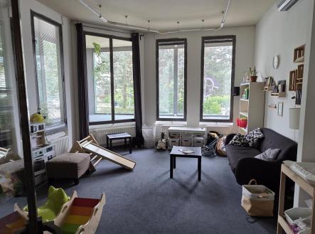 Prodej obchodní prostor, 140 m²