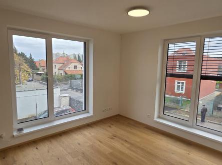 Pronájem bytu, 2+kk, 41 m²