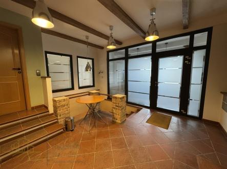Pronájem - kanceláře, 25 m²