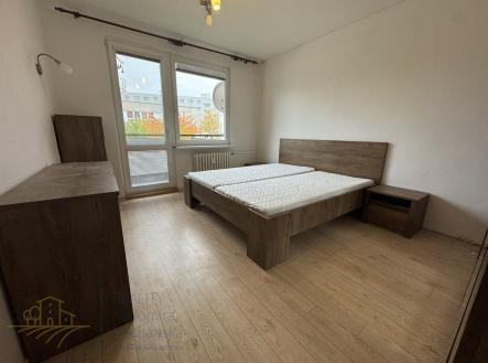 Pronájem bytu, 3+1, 70 m²