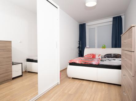 Pronájem bytu, 2+kk, 57 m²