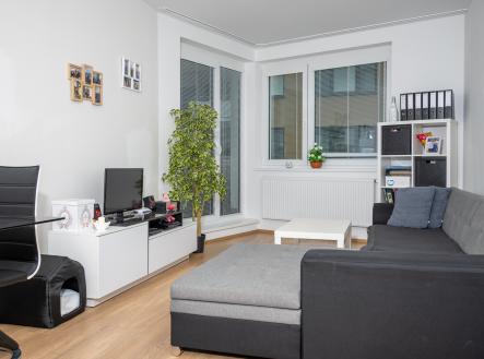 Pronájem bytu, 2+kk, 57 m²