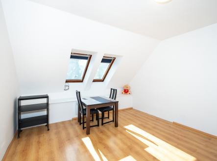 Pronájem bytu, 1+kk, 26 m²