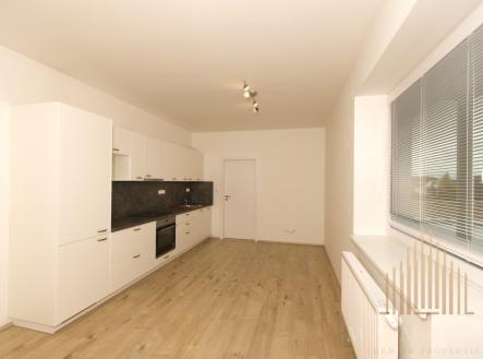 Pronájem bytu, 2+kk, 56 m²