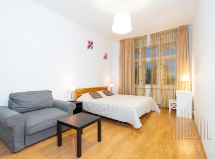Pronájem bytu, 2+kk, 74 m²