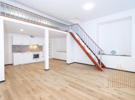 Pronájem bytu, 2+kk, 64 m²