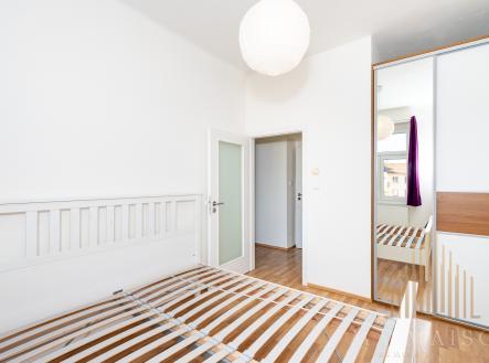 Pronájem bytu, 2+kk, 39 m²