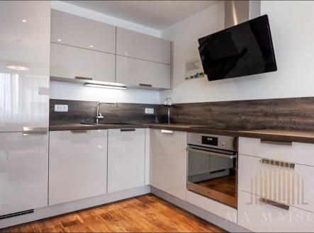 Pronájem bytu, 2+kk, 51 m²