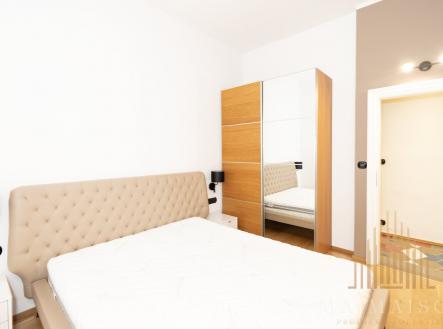 Pronájem bytu, 2+kk, 44 m²