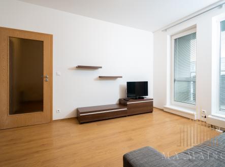 Pronájem bytu, 2+kk, 49 m²