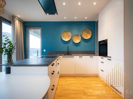 Pronájem bytu, 2+kk, 65 m²