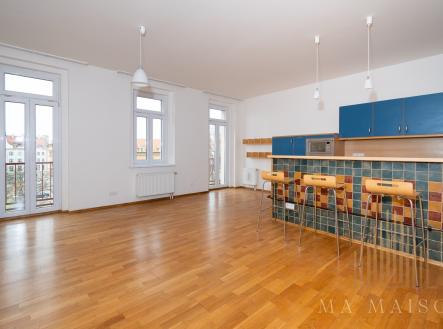 Pronájem bytu, 3+kk, 84 m²