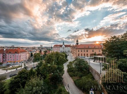 Pronájem bytu, 3+kk, 84 m²