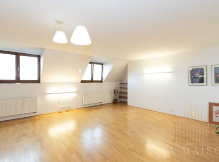 Pronájem bytu, 2+kk, 103 m²
