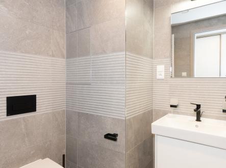 Pronájem bytu, 1+kk, 32 m²