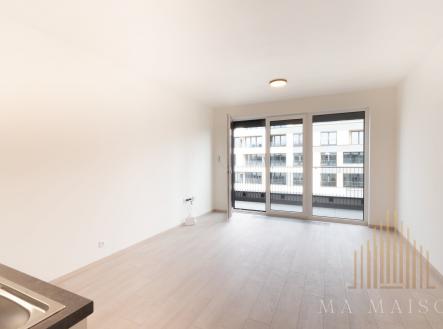 Pronájem bytu, 1+kk, 32 m²
