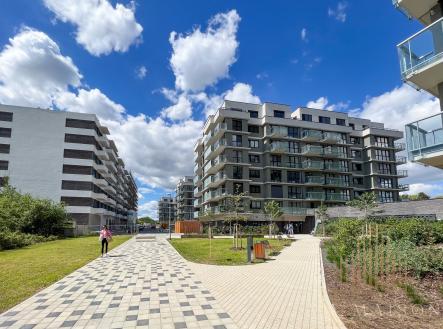 Pronájem bytu, 2+kk, 57 m²