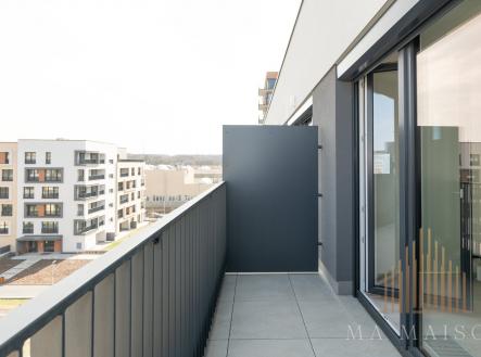 Pronájem bytu, 1+kk, 32 m²