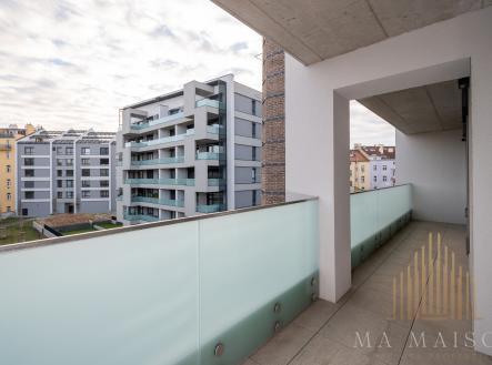 Pronájem bytu, 3+kk, 82 m²