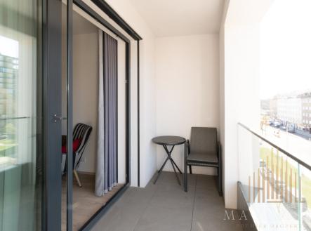 Pronájem bytu, 1+kk, 39 m²