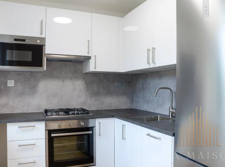 Pronájem bytu, 4+kk, 70 m²