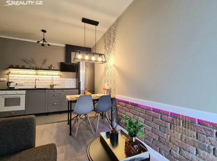 Pronájem bytu, 2+kk, 38 m²