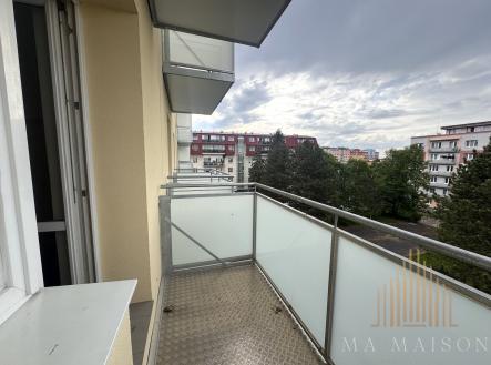 Pronájem bytu, 3+kk, 56 m²