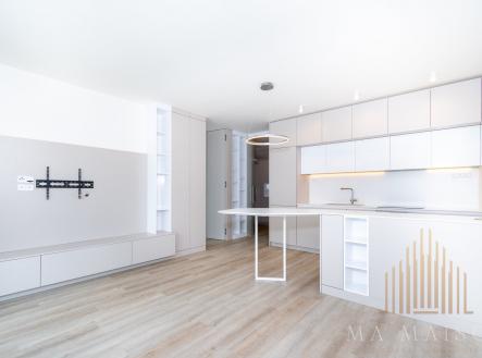 Pronájem bytu, 2+kk, 62 m²
