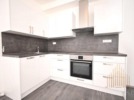 Pronájem bytu, 2+kk, 53 m²