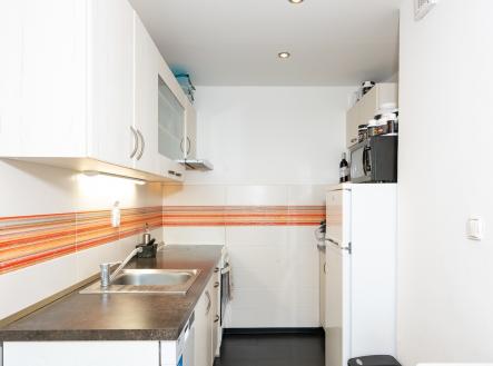 Pronájem bytu, 2+kk, 44 m²