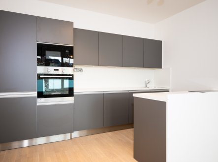 Pronájem bytu, 3+kk, 96 m²