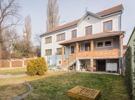 Prodej - dům/vila, 327 m²