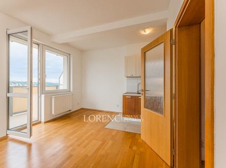 Pronájem bytu, 2+kk, 63 m²