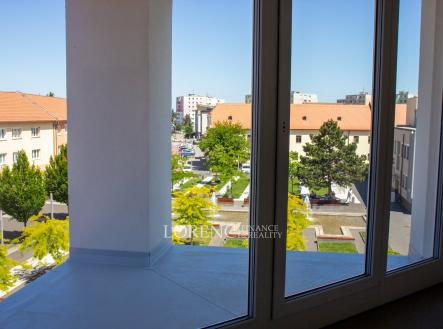 Pronájem bytu, 2+kk, 37 m²