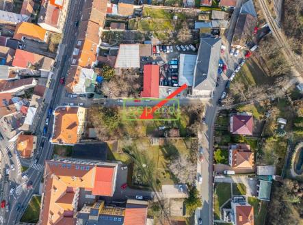 Prodej - nájemní dům, 841 m²