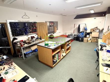 Pronájem obchodní prostor, 52 m²