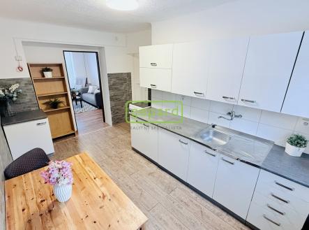 Pronájem bytu, 2+1, 54 m²