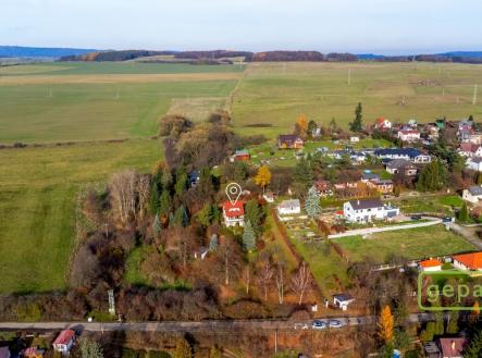 Prodej pozemku pro bydlení, 3 820 m²