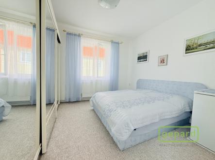 Pronájem bytu, 2+1, 98 m²