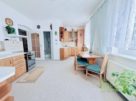 Pronájem bytu, 2+1, 98 m²