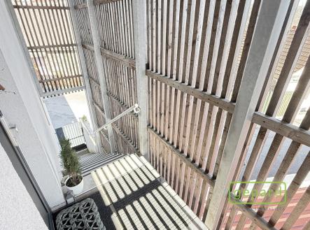 Pronájem bytu, 2+kk, 102 m²