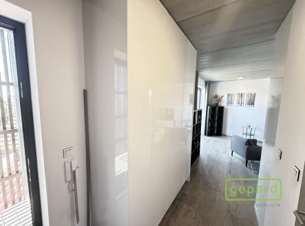 Pronájem bytu, 2+kk, 102 m²