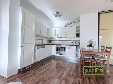 Pronájem bytu, 3+kk, 96 m²