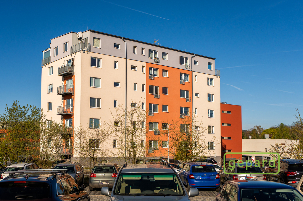 dsc08068-hdr.jpg