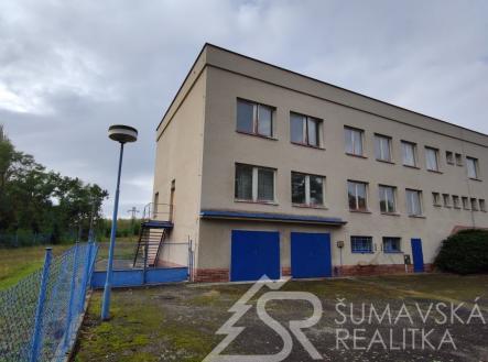 Prodej komerčního objektu, jiný, 900 m²