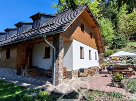 Prodej - dům/vila, 259 m²