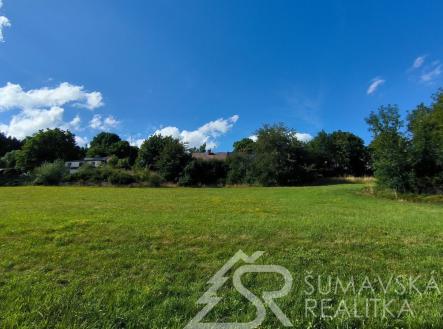 Prodej pozemku pro bydlení, 2 272 m²