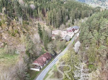 Prodej komerčního objektu, jiný, 10 000 m²