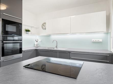 Prodej bytu, 3+kk, 67 m²